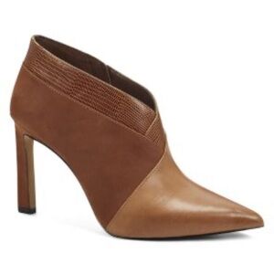 VINCE CAMUTO Women's Sempren Pointed Booties Brown Suede Leather Size 8.5 NEW